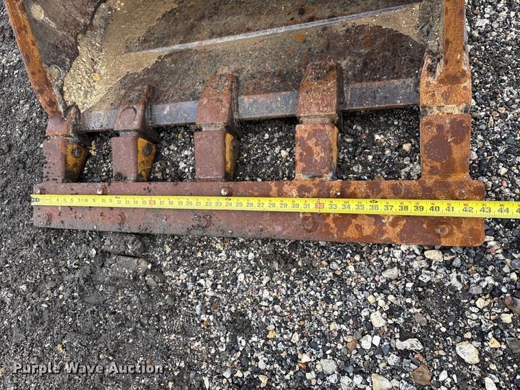 image for item YA3577 2021 Komatsu PC170LC-11 excavator