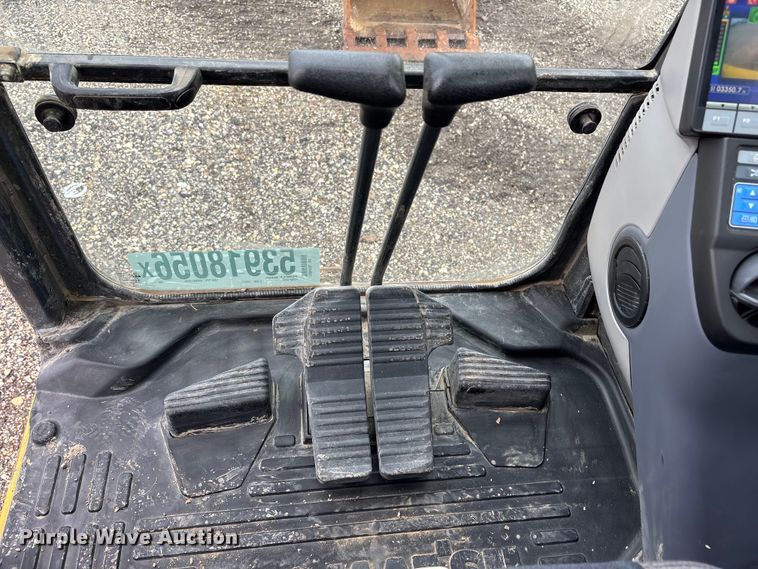 image for item YA3577 2021 Komatsu PC170LC-11 excavator