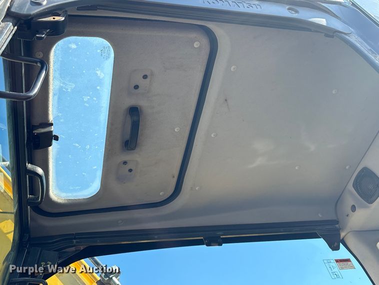 image for item YA3578 2021 Komatsu PC170LC-11 excavator