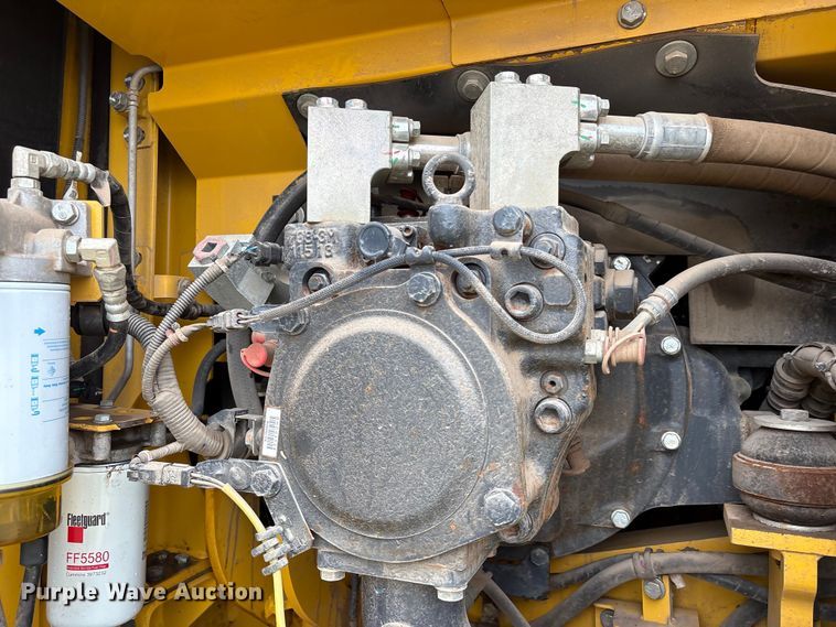 image for item YA3579 2021 Komatsu PC170LC-11 excavator