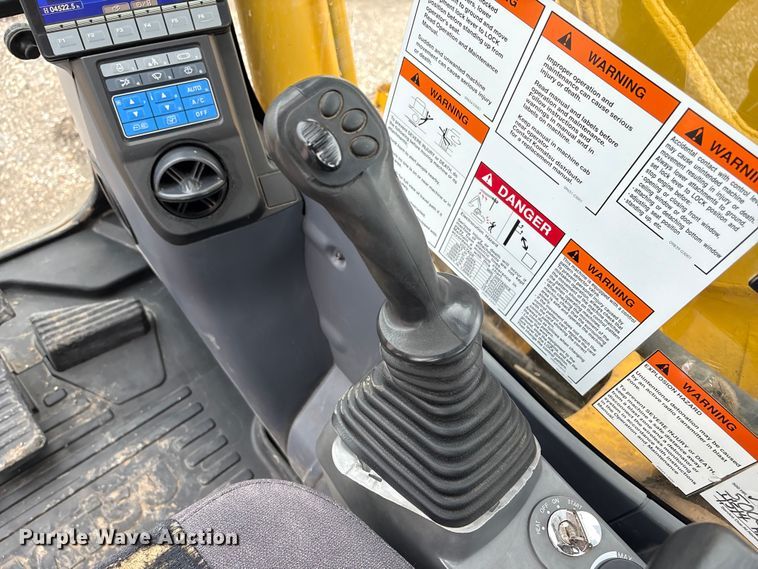 image for item YA3579 2021 Komatsu PC170LC-11 excavator