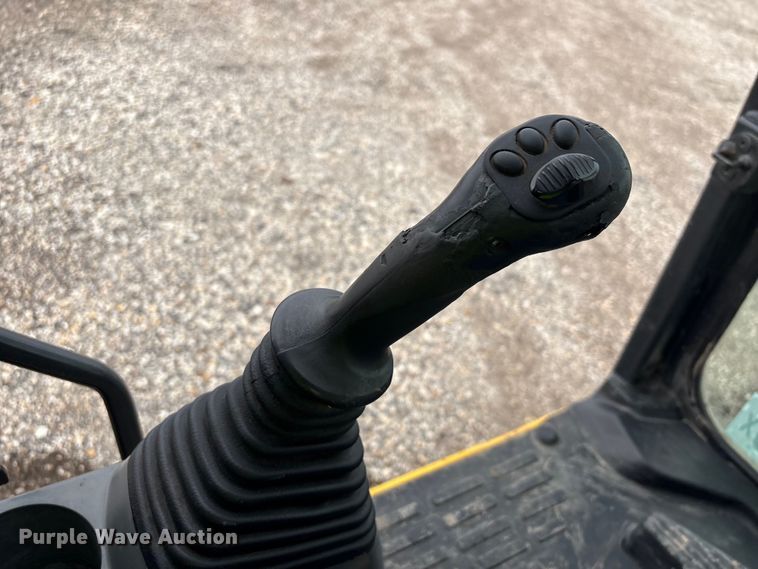 image for item YA3579 2021 Komatsu PC170LC-11 excavator