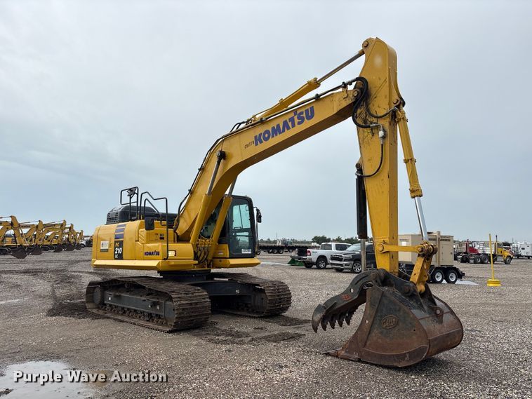 image for item YA3581 2023 Komatsu PC210LC-11 excavator