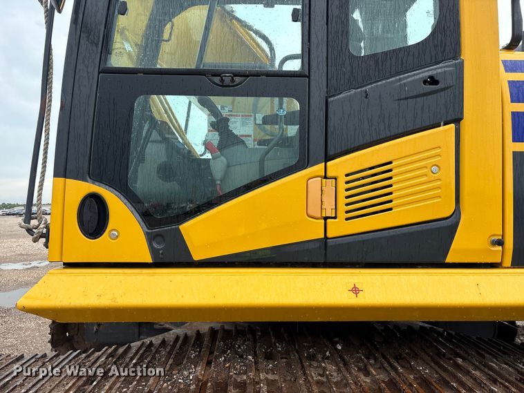 image for item YA3581 2023 Komatsu PC210LC-11 excavator