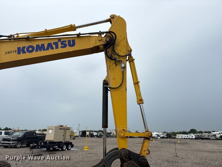 image for item YA3581 2023 Komatsu PC210LC-11 excavator