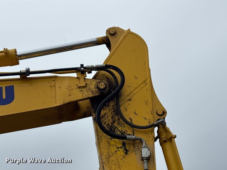 image for item YA3581 2023 Komatsu PC210LC-11 excavator