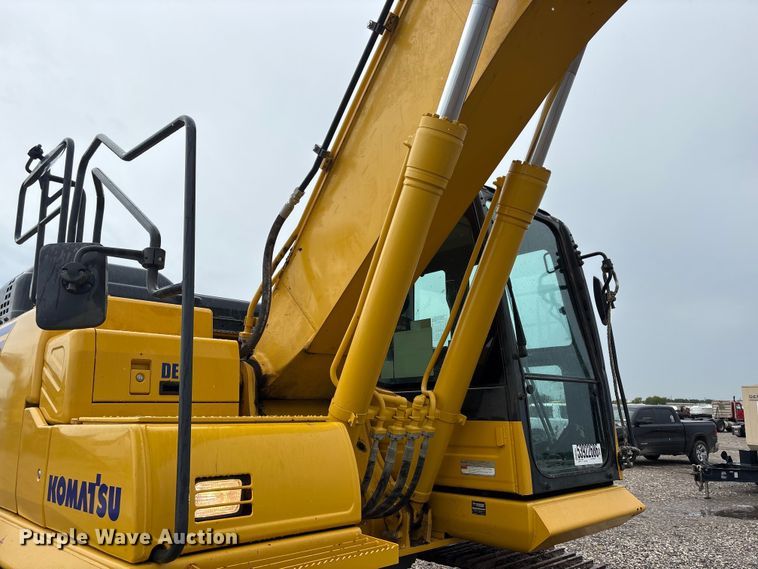 image for item YA3581 2023 Komatsu PC210LC-11 excavator