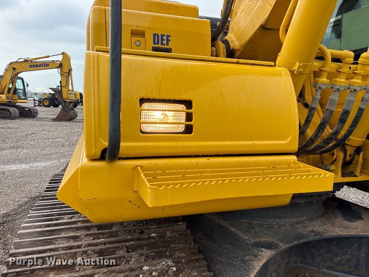 image for item YA3581 2023 Komatsu PC210LC-11 excavator
