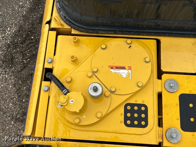 image for item YA3581 2023 Komatsu PC210LC-11 excavator