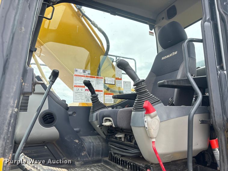 image for item YA3581 2023 Komatsu PC210LC-11 excavator