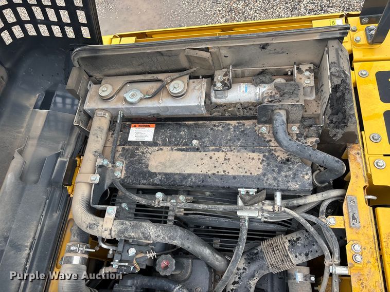 image for item YA3581 2023 Komatsu PC210LC-11 excavator