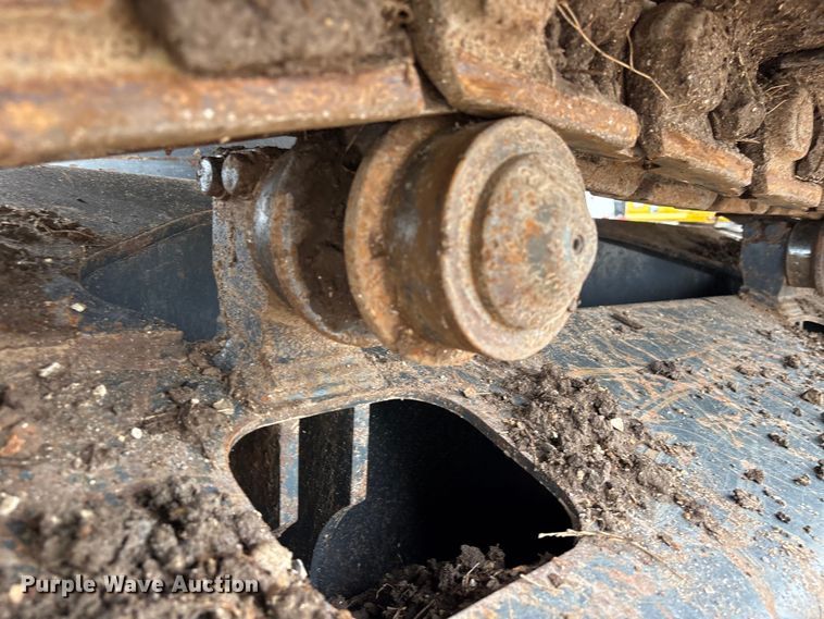 image for item YA3581 2023 Komatsu PC210LC-11 excavator