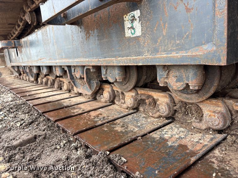 image for item YA3581 2023 Komatsu PC210LC-11 excavator