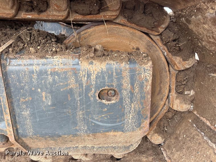 image for item YA3581 2023 Komatsu PC210LC-11 excavator