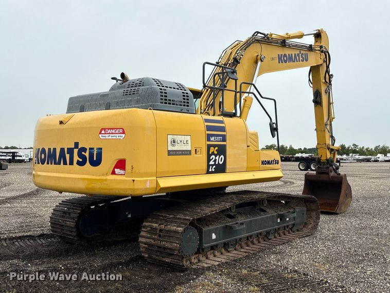 image for item YA3582 2021 Komatsu PC210LC-11 excavator