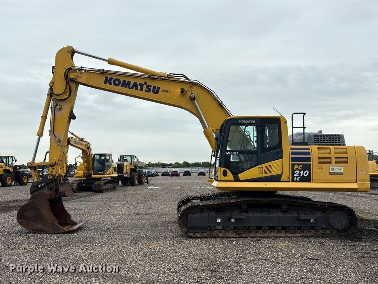 image for item YA3582 2021 Komatsu PC210LC-11 excavator