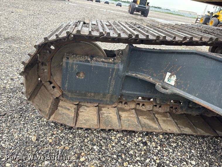 image for item YA3582 2021 Komatsu PC210LC-11 excavator