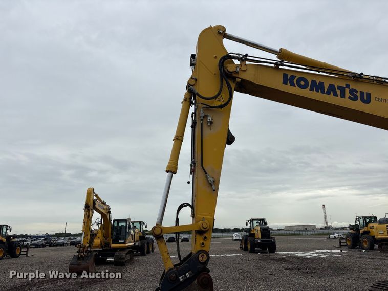 image for item YA3582 2021 Komatsu PC210LC-11 excavator