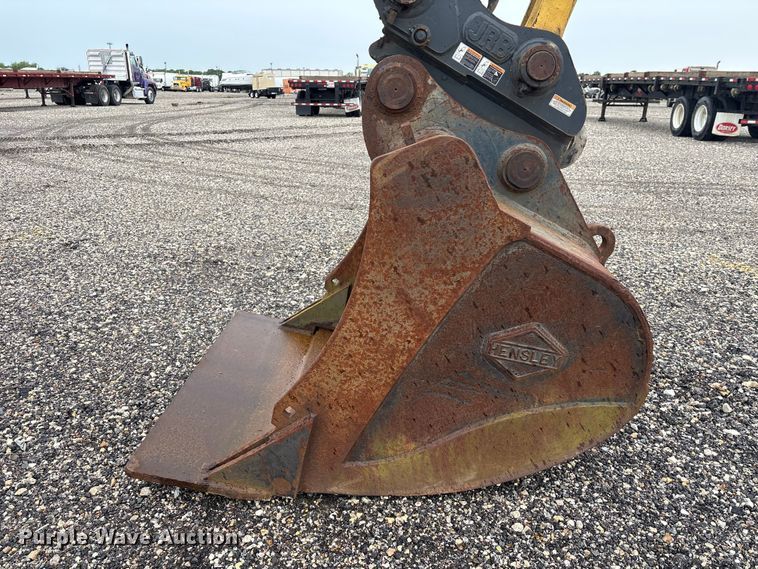image for item YA3582 2021 Komatsu PC210LC-11 excavator