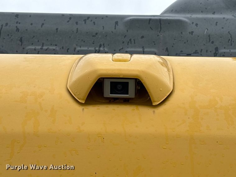 image for item YA3582 2021 Komatsu PC210LC-11 excavator