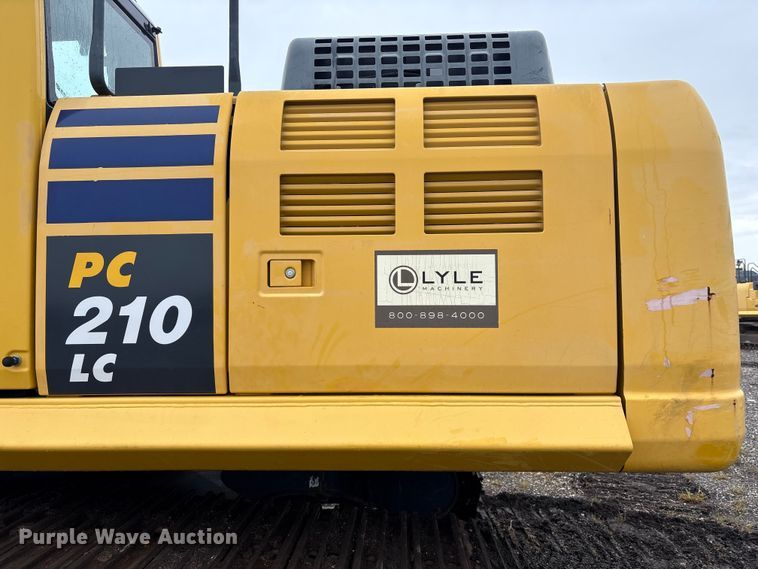 image for item YA3582 2021 Komatsu PC210LC-11 excavator