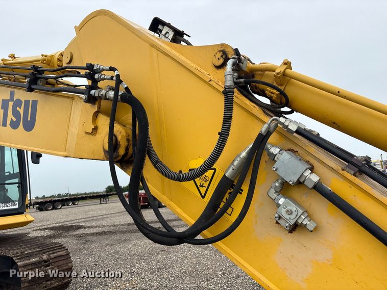 image for item YA3582 2021 Komatsu PC210LC-11 excavator