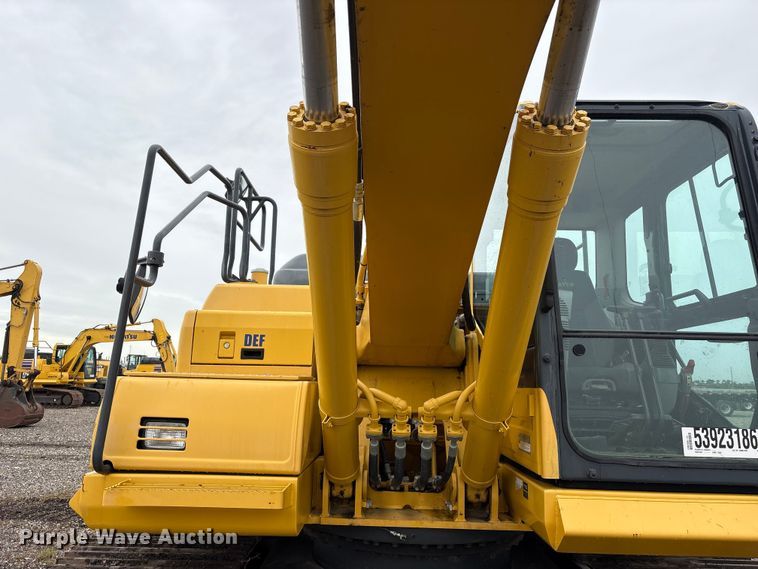 image for item YA3582 2021 Komatsu PC210LC-11 excavator