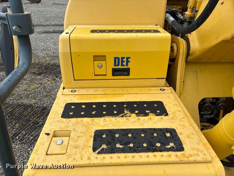 image for item YA3582 2021 Komatsu PC210LC-11 excavator