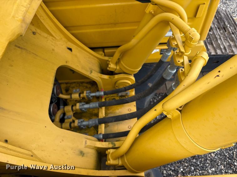 image for item YA3582 2021 Komatsu PC210LC-11 excavator