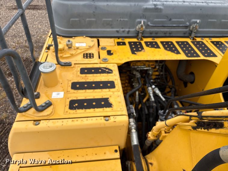 image for item YA3582 2021 Komatsu PC210LC-11 excavator