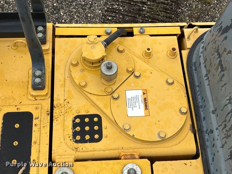 image for item YA3582 2021 Komatsu PC210LC-11 excavator