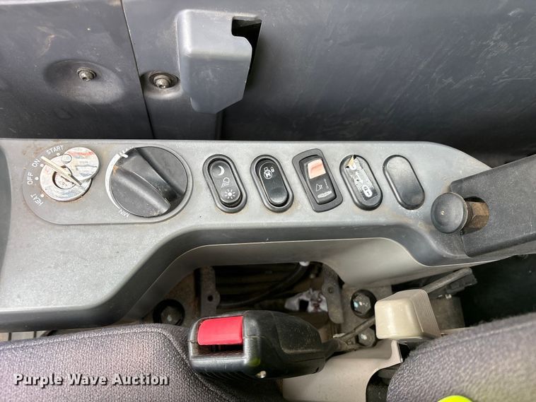 image for item YA3582 2021 Komatsu PC210LC-11 excavator