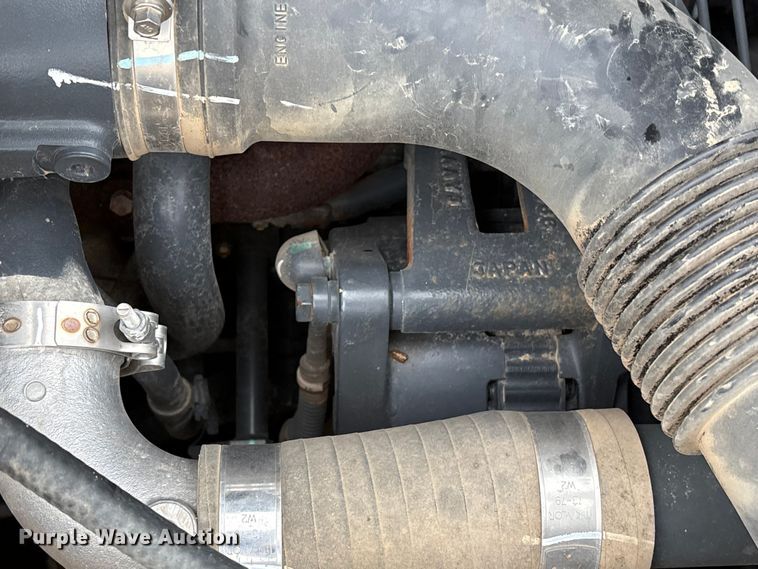image for item YA3582 2021 Komatsu PC210LC-11 excavator