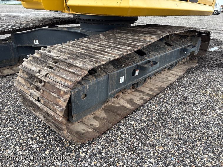image for item YA3582 2021 Komatsu PC210LC-11 excavator