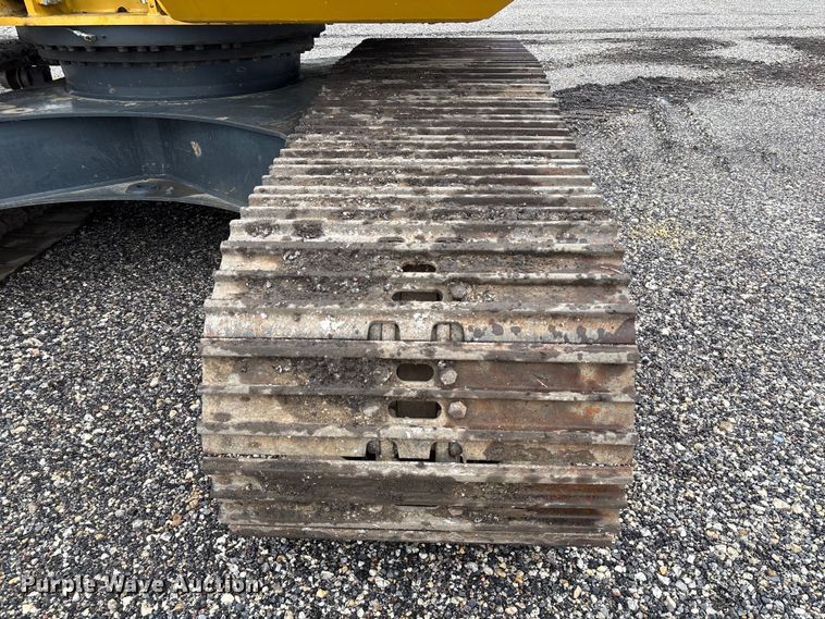 image for item YA3582 2021 Komatsu PC210LC-11 excavator