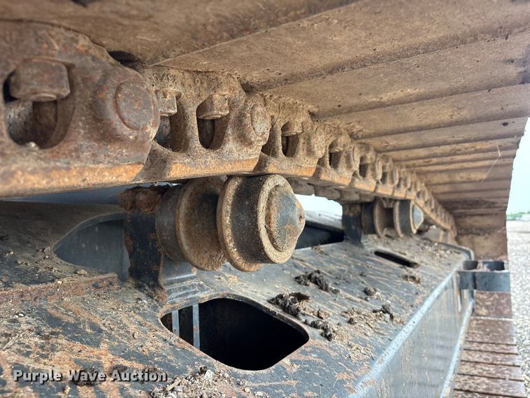 image for item YA3582 2021 Komatsu PC210LC-11 excavator