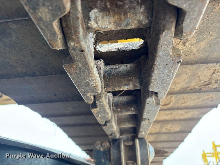 image for item YA3582 2021 Komatsu PC210LC-11 excavator