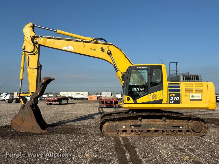 image for item YA3583 2020 Komatsu PC210LC-11 excavator