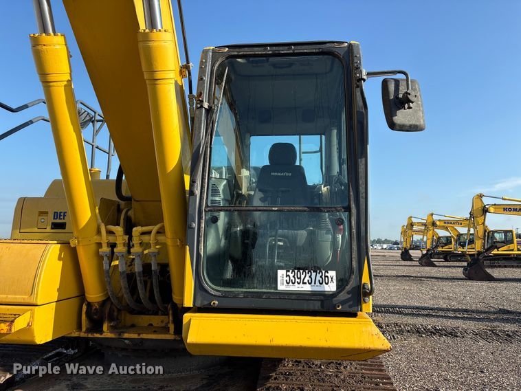 image for item YA3583 2020 Komatsu PC210LC-11 excavator