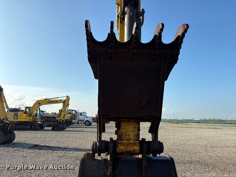 image for item YA3583 2020 Komatsu PC210LC-11 excavator