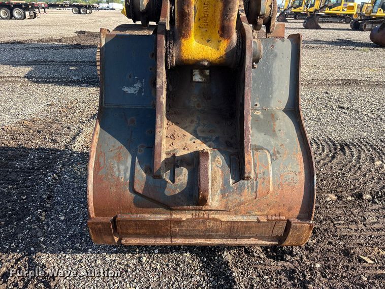 image for item YA3583 2020 Komatsu PC210LC-11 excavator