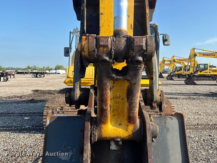 image for item YA3583 2020 Komatsu PC210LC-11 excavator