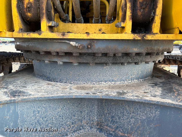 image for item YA3583 2020 Komatsu PC210LC-11 excavator