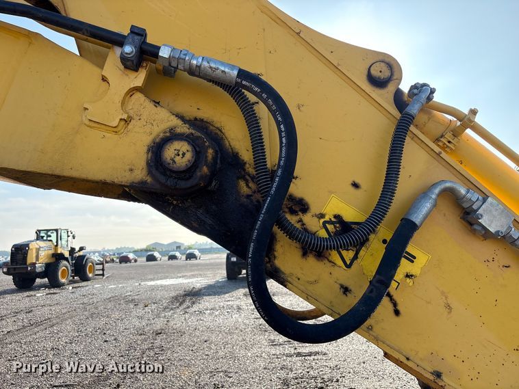 image for item YA3583 2020 Komatsu PC210LC-11 excavator