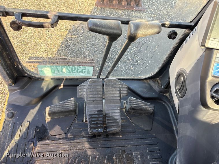 image for item YA3583 2020 Komatsu PC210LC-11 excavator