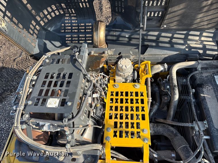 image for item YA3583 2020 Komatsu PC210LC-11 excavator