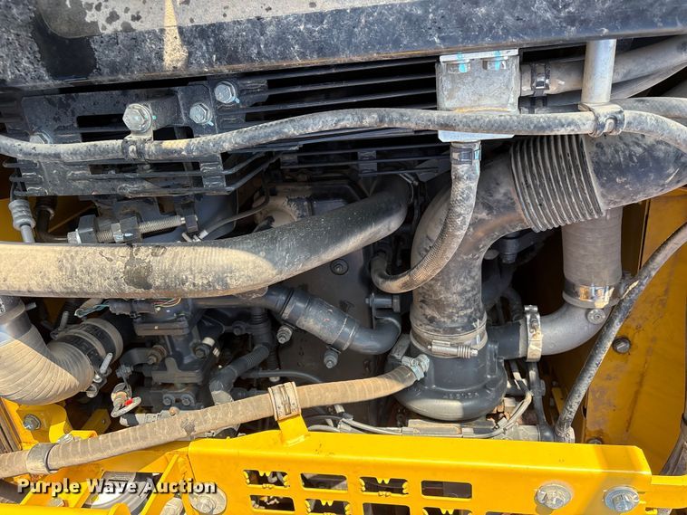 image for item YA3583 2020 Komatsu PC210LC-11 excavator