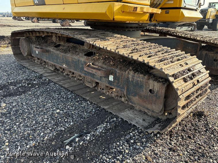 image for item YA3583 2020 Komatsu PC210LC-11 excavator