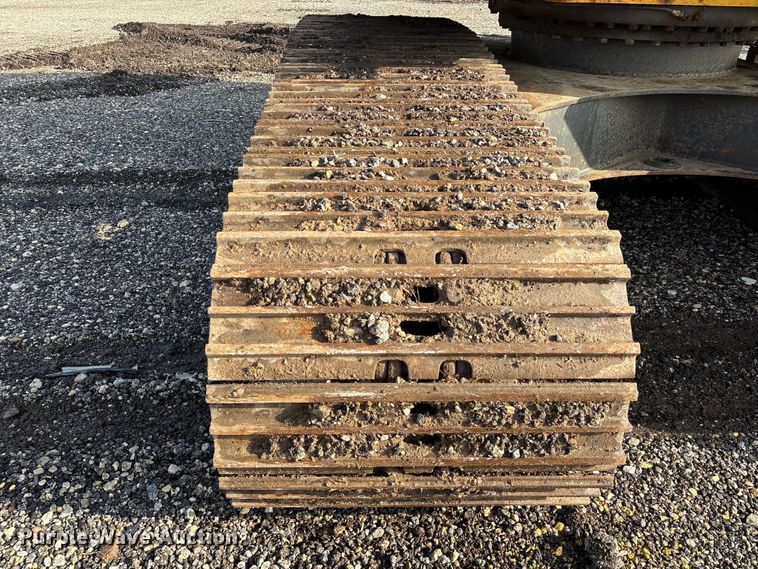 image for item YA3583 2020 Komatsu PC210LC-11 excavator