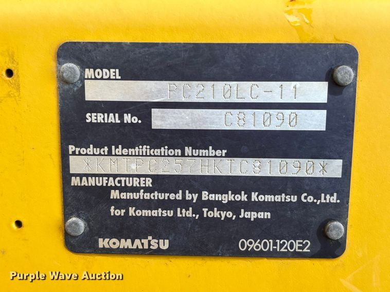 image for item YA3583 2020 Komatsu PC210LC-11 excavator